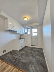 Entrance after left angle