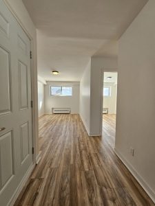 Living room + 1 room after straight angle